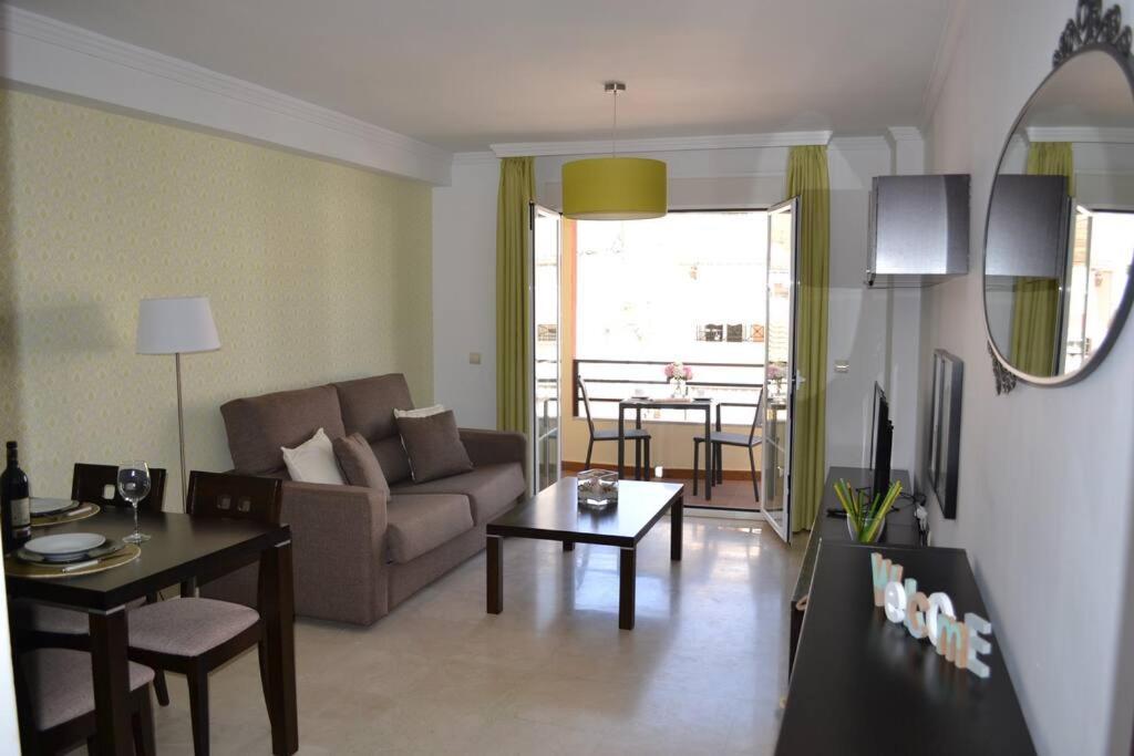 Precioso Apartamento En Primera Linea De Playa En Caleta De Velez Extérieur photo