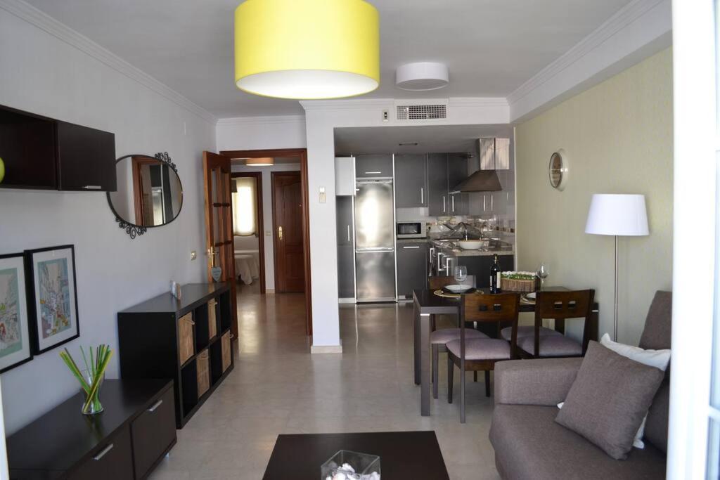 Precioso Apartamento En Primera Linea De Playa En Caleta De Velez Extérieur photo
